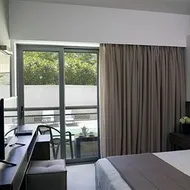 Angela Suites & Lobby