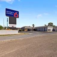 Motel 6 Pecos TX