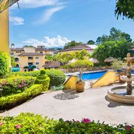 Apartotel & Suites Villas del Rio