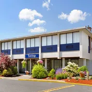 Travelodge by Wyndham Sydney