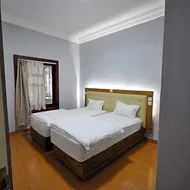 Line-Residence