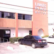 Laina's Place Hotel