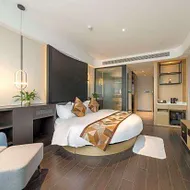 Wanda Emmy Hotel（Nanxun Ancient Town Renrui Road Branch)
