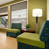 Super 8 by Wyndham Hearst ON