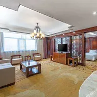 Xingcheng Hotel (Delingha railway station store)
