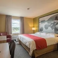 Super 8 Mont Laurier