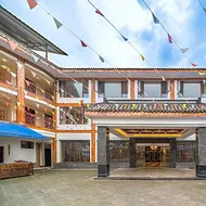 Care U Well Hotel Emeishan Wanxianglou