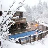 Timberline Lodges by Fernie Lodging Co