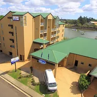 Burnett Riverside Hotel