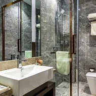 Qiqihar Yifeng Business Hotel (Jianhua Hospital)