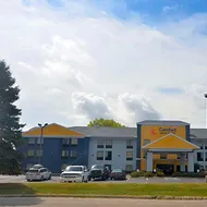 Comfort Inn & Suites Maumee