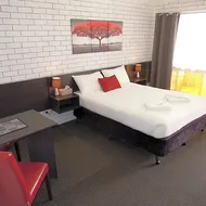 Jackaroo Apartments