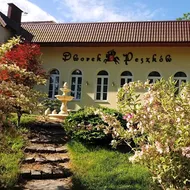 DWOREK PESZKÓW