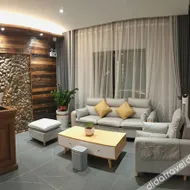 Shiping Longhe Mountain House