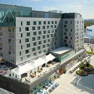 Courtyard by Marriott Montreal Laval