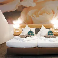 Outlet Hotel