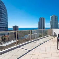 Broadbeach Savannah Resort