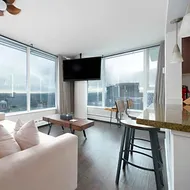 Sub-Penthouse Apartment with Jacuzzi Pool & Sauna