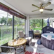 Dog Friendly 8ml to Beach Fire Pit Hot Tub