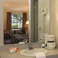 Howard Johnson Inn Vero Beach I95