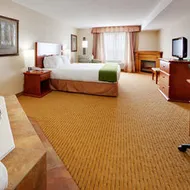 Holiday Inn Express Hotel & Suites CLARINGTON - BOWMANVILLE