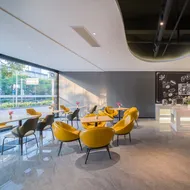 Vyluk Hotel (Beijing Shijingshan Wanda Plaza Octagon Amusement Park Subway Station)