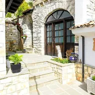 Villa ELMAR