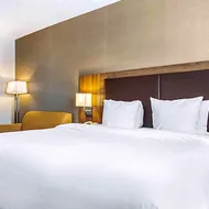 Quality Hotel Dorval Aeroport