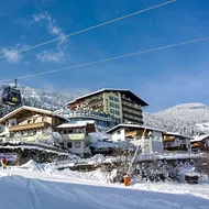 Hotel Waldfriede - Der Logenplatz im Zillertal