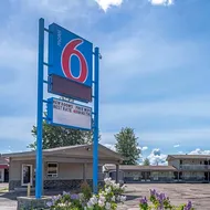 Motel 6 Fort Nelson, BC