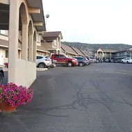 Best Budget Inn & Suites Kamloops