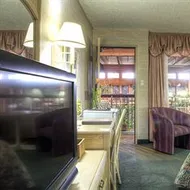 Esther's Inn