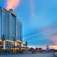 Glory Charm Hotel