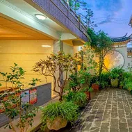 Floral Hotel Tengchong Moshang Huakai Hot Spring