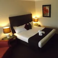 McNevins Loganholme Motel