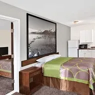 Super 8 Kamloops East