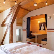 Peanut Mountain Lodge & Le Communal