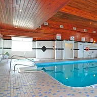 Travelodge by Wyndham Golden Sportsman Lodge