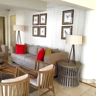 Hotel Neruda Express