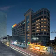Vienna Hotel Guangdong Zhaoqing Sihui Center Jade Expo Market