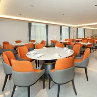 Vienna Hotel (Chongzuo Vientiane Jun Shop)