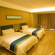 Home Inn Selected (Lincang New Asia Pacific Times Square railway station)