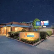 Admiral Motor Inn