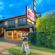 Alluna Motel