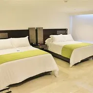 Hotel Washington Plaza