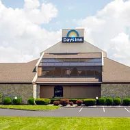 Days Inn by Wyndham Maumee/Toledo