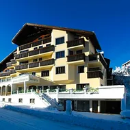 Hotel Alpenruh-Micheluzzi