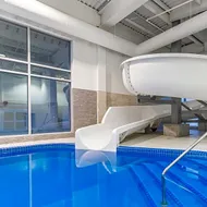Canmore Inn & Suites