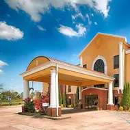 Best Western Plus Bass Hotel & Suites