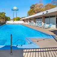 Days Inn by Wyndham Dubuque